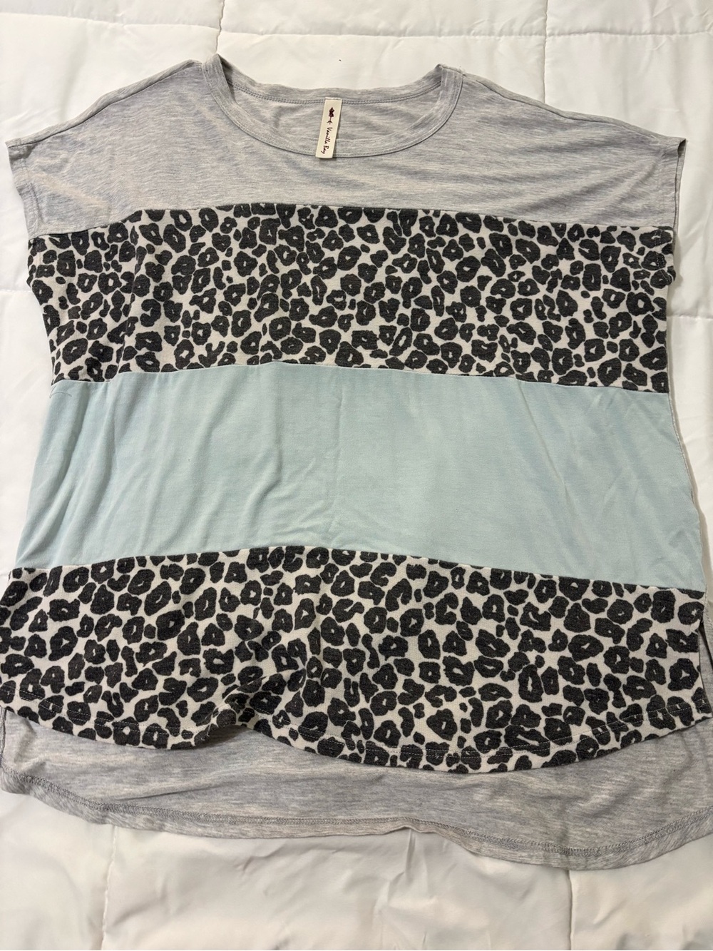 Vanilla Bay Gray Tee with Black Leopard & Light Blue Stripe